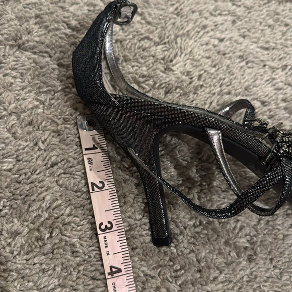 Nine West silver sparkly 3.5inch heels - Picture 6 of 6